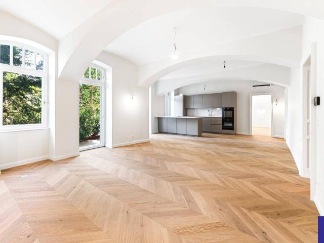 Erstbezug nach Sanierung: 261m² Gartenresidenz mit Terrassse und Doppelgarage 1130 Wien