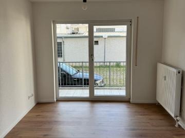 Erstbezug nach Sanierung! 2 ZKD/Balkon Wohnung mit Einbauküche