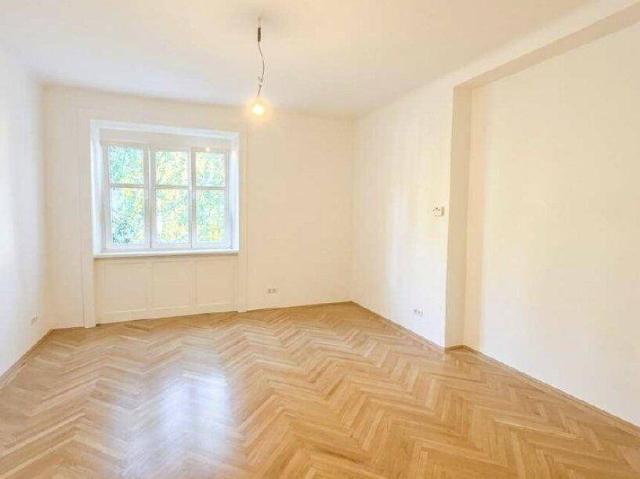 ERSTBEZUG NACH SANIERUNG: 2 Zi Wohnung in 1130 Wien zu verkaufen