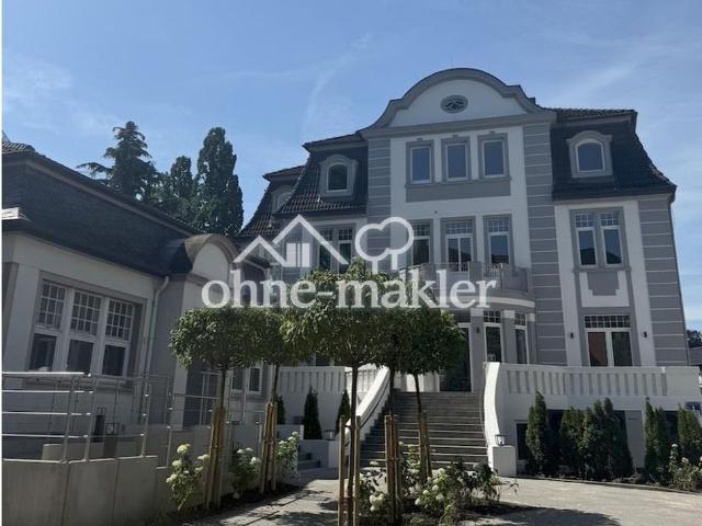 Senioren Residenz 2 Zimmer mit Balkon in sanierter Jugendstilvilla in Bad Nenndorf am Kurpark
