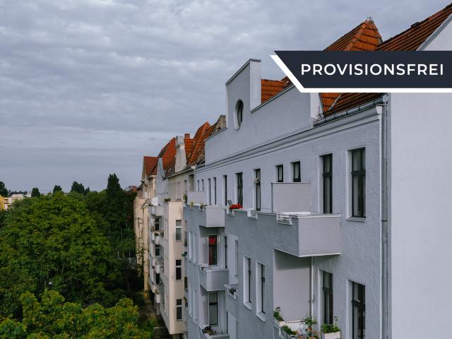 Erstbezug nach Sanierung: 2 Zimmerwohnung in schönem Altbau in Wedding
