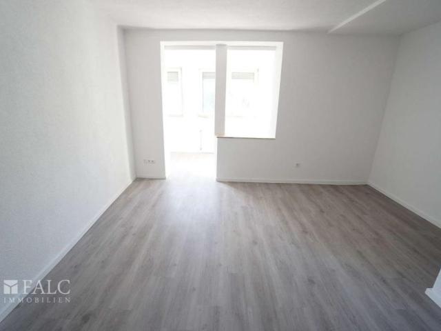 Erstbezug nach Sanierung, 2ZKB in der Stadtmitte!