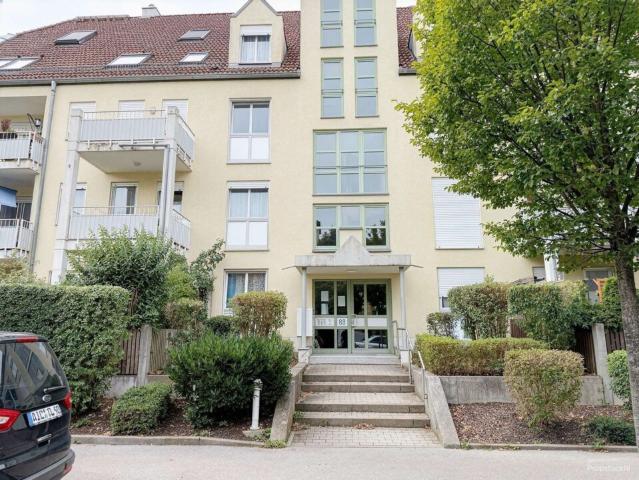Erstbezug nach Sanierung / 2ZKB mit Balkon und TG