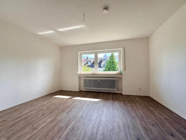 Erstbezug nach Sanierung! 4 ZKB Balkonwohnung