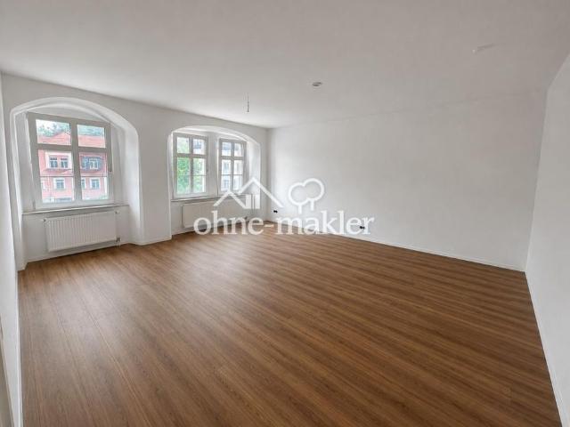 Erstbezug nach Sanierung: 4 Zimmer Altbau, 93 m², 1. OG – direkt am Markt Weida