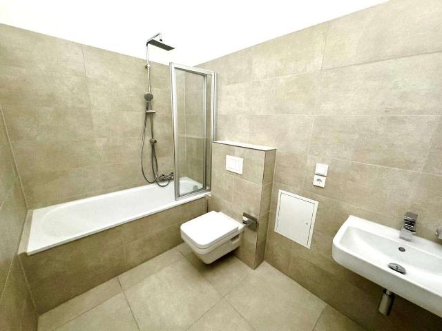 Erstbezug nach Sanierung! 66m² mit neuer Einbauküche in Dresden Löbtau