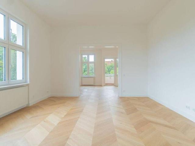Erstbezug nach Sanierung Altbauresidenz mit Blick auf den Fürstenplatz