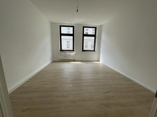 Erstbezug nach Sanierung: geräumige 4,5 Zimmer