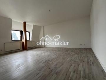 Erstbezug nach Sanierung Großzügige 3 Raumwohnung in Zwickau Nord im DG
