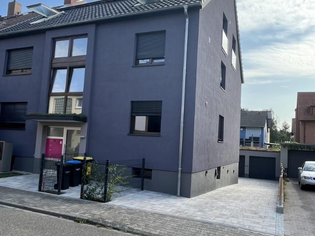 Erstbezug nach Sanierung: Großzügige Etagenwohnung