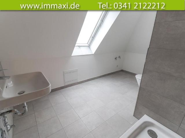 ERSTBEZUG NACH SANIERUNG + EUTRITZSCH + 2 RAUM + DACHGESCHOSS + AB SOFORT