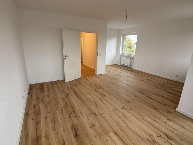 Erstbezug nach Sanierung! Frisch renovierte Einzimmerwohnung in Neuss