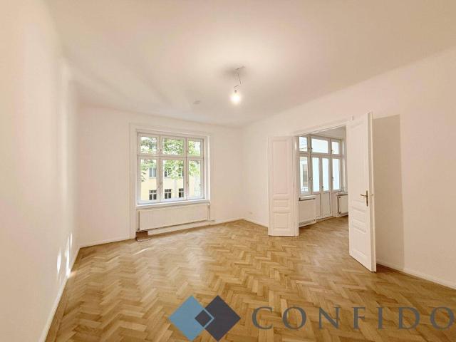 Erstbezug nach Sanierung Komplett hofseitig ausgerichtete Altbauwohnung mit Loggia in der Kaiserstraße UNBEFRISTET