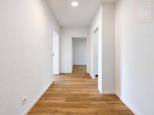 Erstbezug nach Sanierung – Hochwertige 2 Zimmer Wohnung mit großzügigem Westbalkon