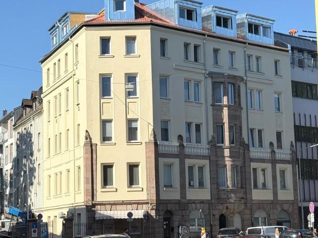 Erstbezug nach Sanierung! Helle 3,5 Zi. DG Whg. mit Balkon und Burgblick