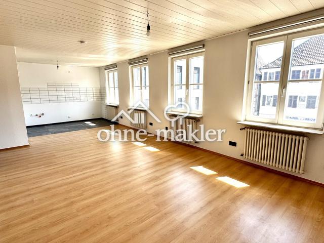 Erstbezug nach Sanierung | Helle 3,5 Zimmer Wohnung in bester Innenstadtlage