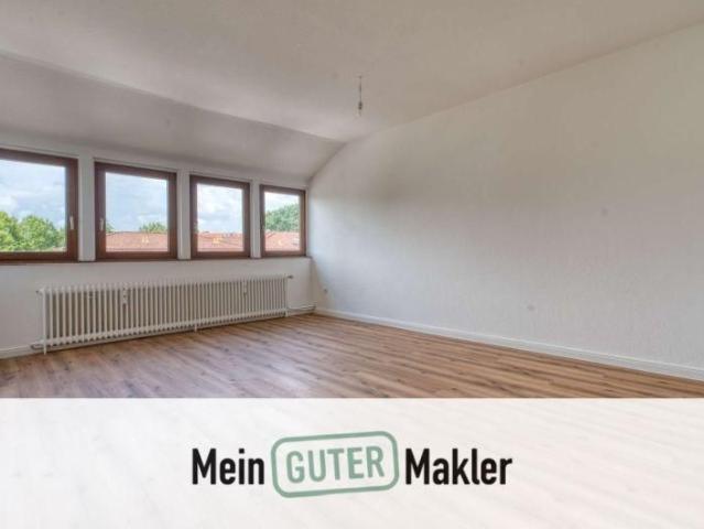 Erstbezug nach Sanierung: Helle 3 Zimmer Dachgeschosswohnung in der Kirchhuchtinger Landstraße 146