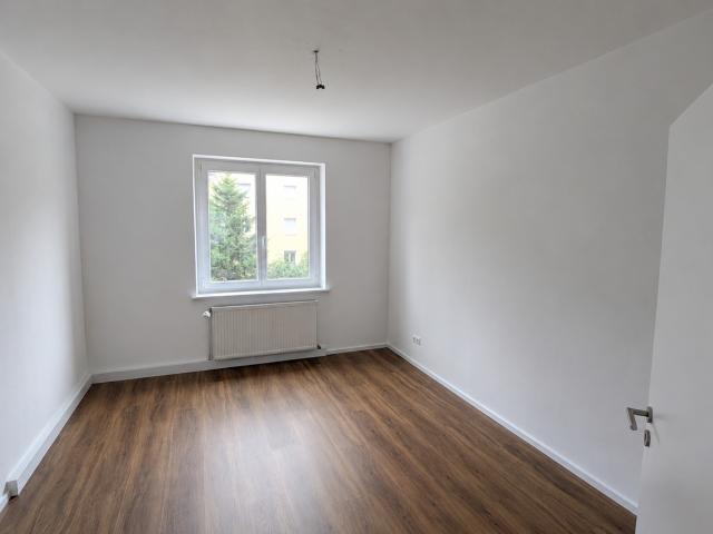 Erstbezug nach Sanierung – helle 3 Zimmer Wohnung mit Balkon in Singen Zentrum