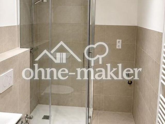 Erstbezug nach Sanierung: Helle 2 Zimmer Wohnung mit Balkon und Feldblick in Olching