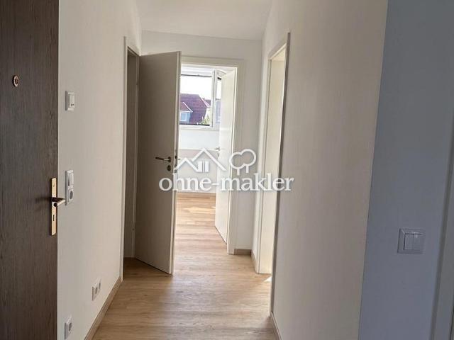 Erstbezug nach Sanierung: Helle 4 Zimmer Dachgeschosswohnung in Köln Weidenpesch