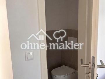 Erstbezug nach Sanierung: Helle 4 Zimmer Dachgeschosswohnung mit Klimageräten in Köln Weidenpesch