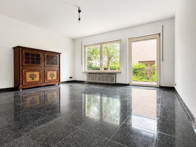 Erstbezug nach Sanierung: Helle 67 m² EG Wohnung mit Terrasse, Einbauküche und Hobbyraum