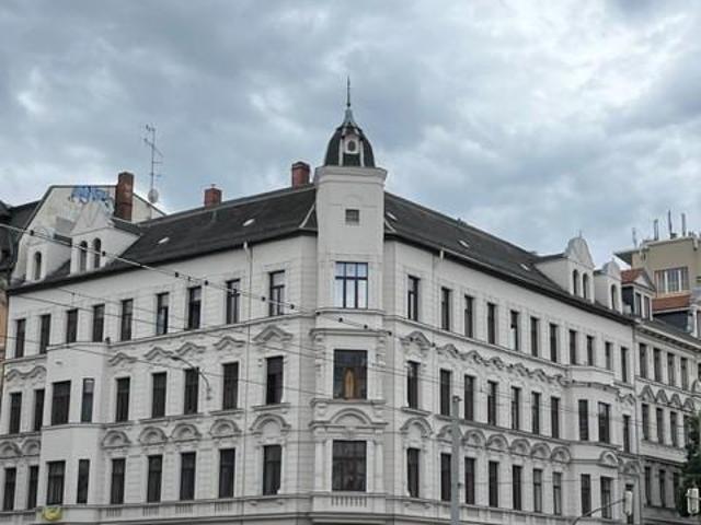 Erstbezug nach Sanierung I großzügige 3 Raum Wohnung mit Einbauküche in der Südvorstadt