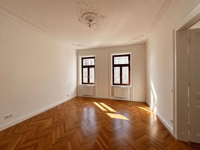 Erstbezug nach Sanierung I Stilaltbau Nähe Schloss Schönbrunn