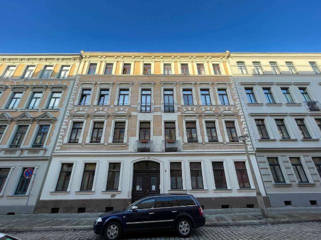 Erstbezug nach Sanierung inkl. Einbauküche und Balkon im Paulusviertel