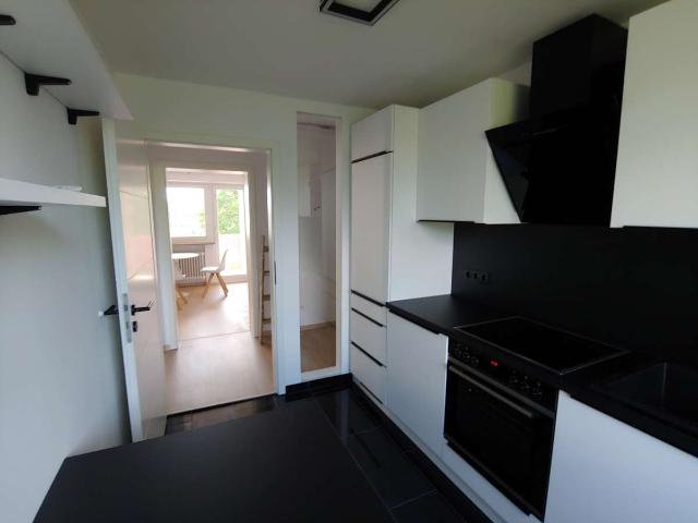 Erstbezug nach Sanierung: Luxuriöse 2 Zimmer Wohnung im 4. OG in Bayreuth