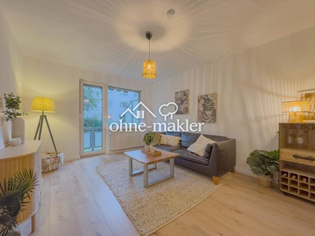 Erstbezug nach Sanierung: Moderne 3 Zimmer Wohnung mit Loggia