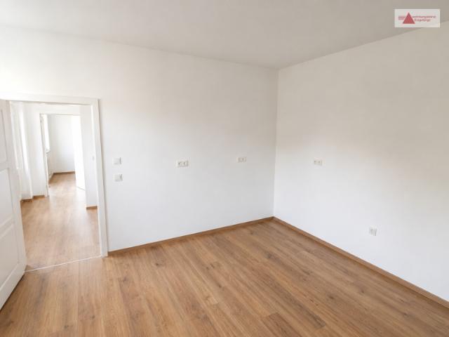 Erstbezug nach Sanierung: moderne 3,5 Raum Maisonettewohnung mit Eigenheimcharakter!