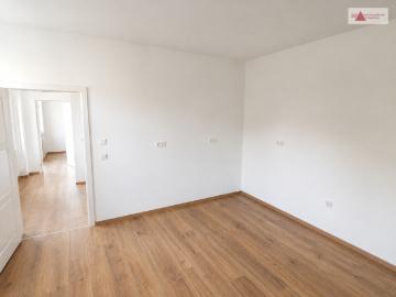 Erstbezug nach Sanierung: moderne 3,5 Raum Maisonettewohnung mit Eigenheimcharakter!