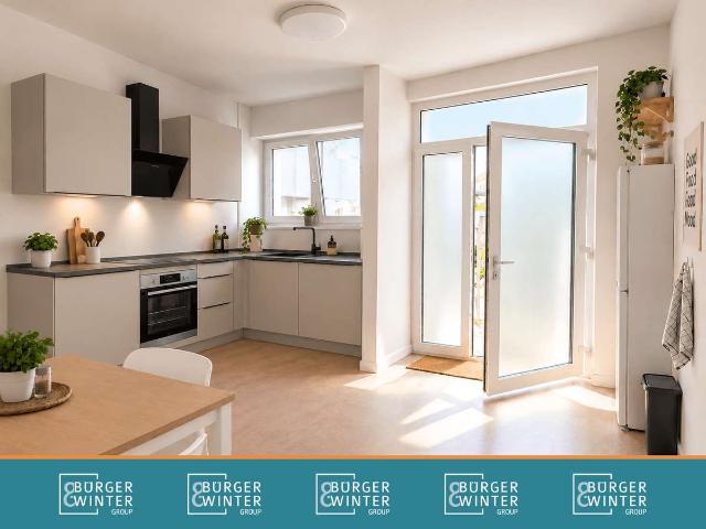 Erstbezug nach Sanierung – Moderne Erdgeschosswohnung mit neuer Einbauküche