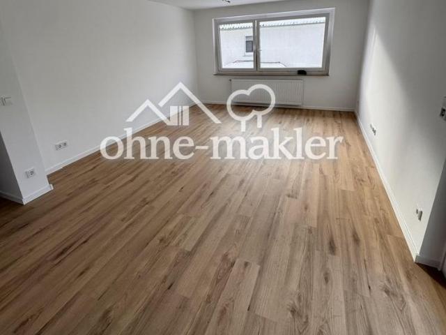 Erstbezug nach Sanierung mit EBK & Balkon freundliche 2,5 Zimmer Wohnung in Rinteln