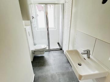 erstbezug nach sanierung nette wohnung im grünen!
