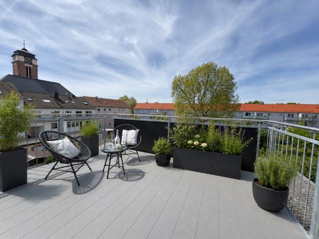 Erstbezug nach Sanierung! Stilvolle 3 Zimmerwohnung mit zusätzlichem Raum für Arbeiten & Leben
