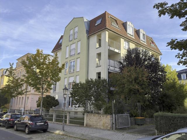 Erstbezug nach Sanierung Wohnung in Dresden, 55 m², Balkon und Personenaufzug