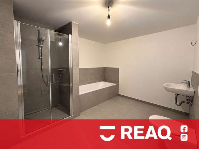 Erstbezug nach Sanierung! WG geeignete 3 Zimmer Wohnung in bester Innenstadtlage!