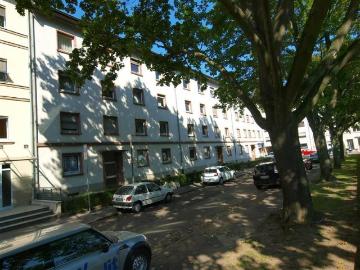 Erstbezug nach Sanierung! Wunderschöne 2 Zimmer Wohnung