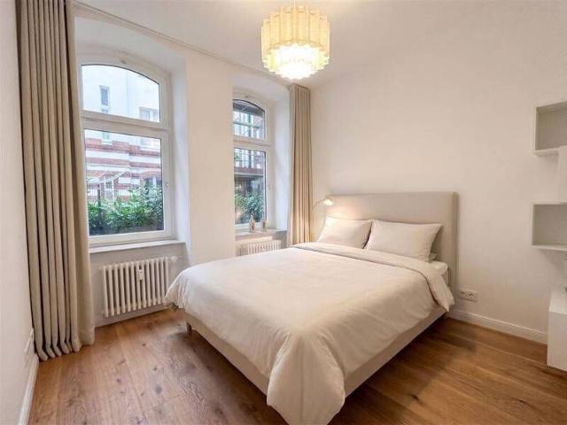 Erstbezug nach Sanierung Vollmöbliert mit Terrasse im grünen Charlottenburg
