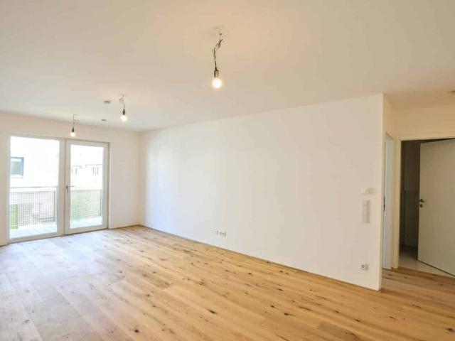 Erstbezug: Neu errichtete 2 Zimmer Wohnung mit Balkon in Eßling