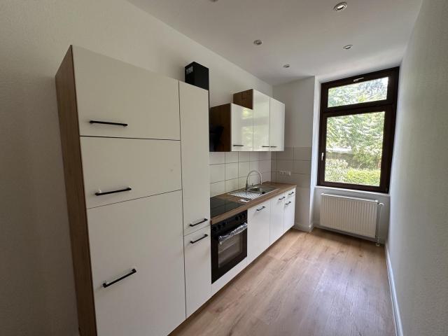 Erstbezug, neu sanierte 4 Zimmerwohnung Nähe Wilhelmsplatz
