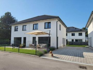 Haus zum Verkauf in 2490