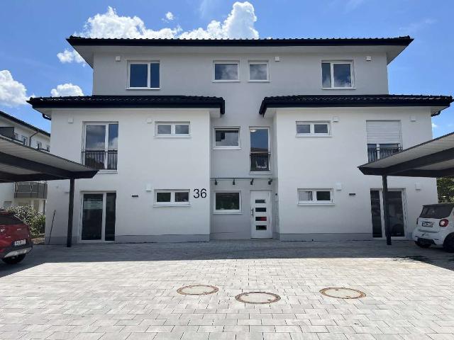 Erstbezug: Neubau Penthouse Wohnung mit Aufzug bis in die Wohnung und beeindruckender Dachterrasse!