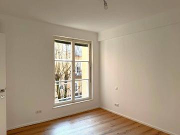 Erstbezug! Neurenovierte 3 Zimmer Wohnung im Kaiviertel