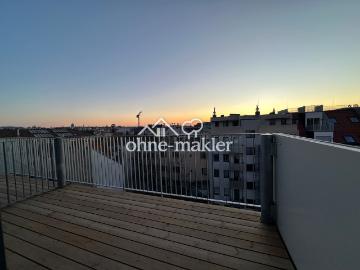 Erstbezug | Sonnige 3 Zi DG Wohnung mit Wien Blick + 8m² Balkon | Klima | Lift