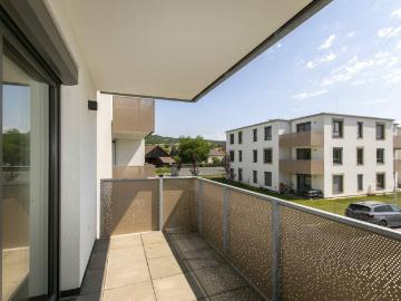 ERSTBEZUG: sonnige Balkonwohnung mit Fernblick