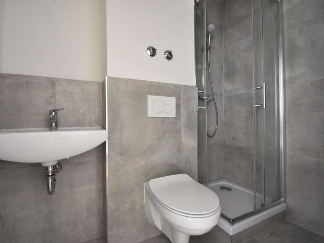 Erstbezug! Sanierte 2 Zimmer Whg mit Balkon