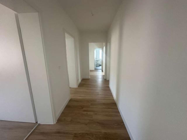 Erstbezug | sanierte 4 Zimmer Wohneinheit in ruhiger Wohnanlage